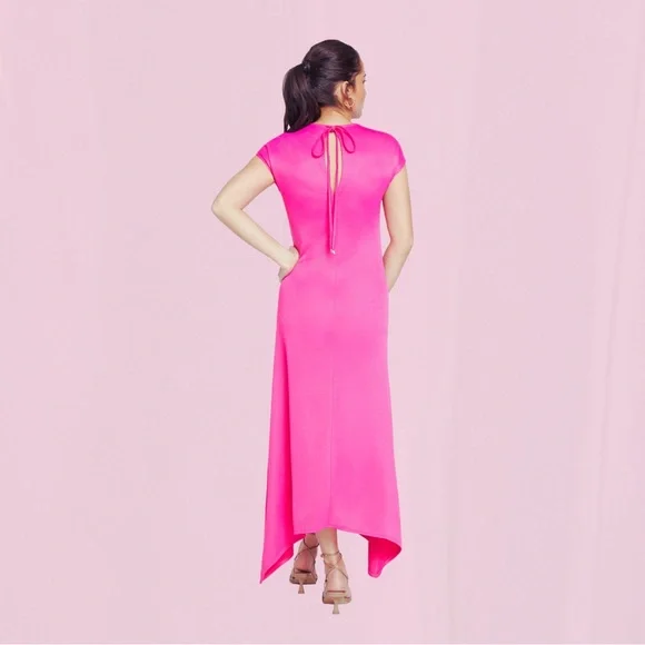 Elegant Pink Maxi Dress - Picture 2 of 5